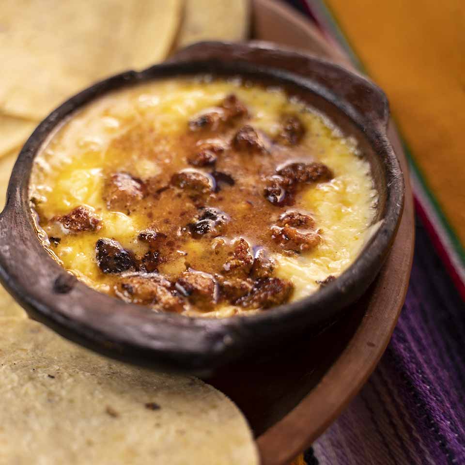 queso y chorizo - comida mexicana