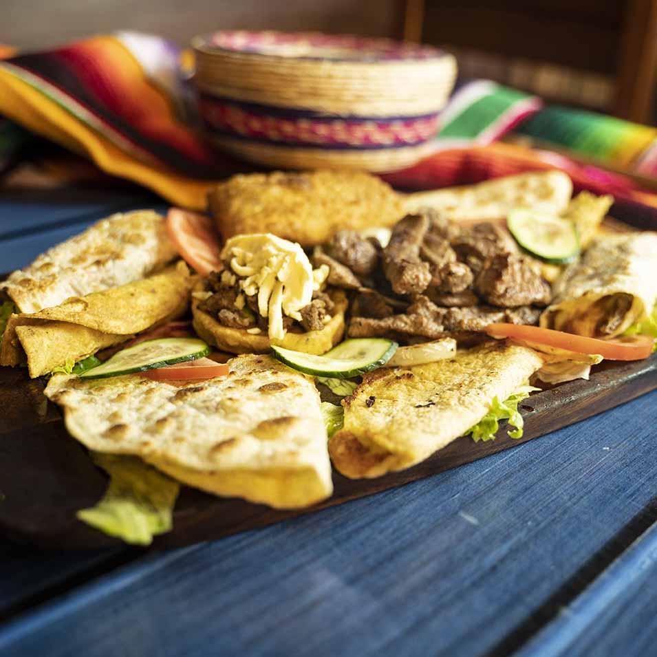 tabla ranchera - comida mexicana